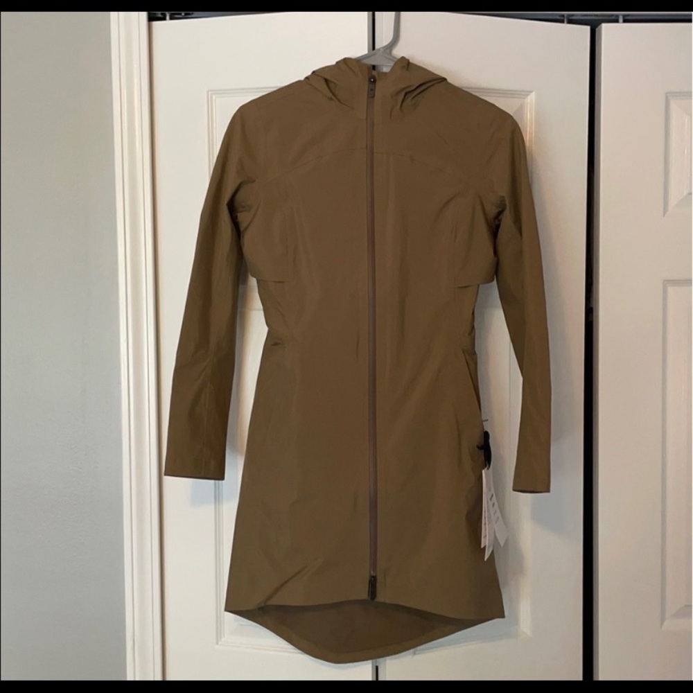 Lululemon Rain Rebel Jacket, new with tags